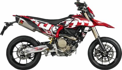 AKRAPOVIC SLIP-ON LINE DUAL MUFFLER TITANIUM CARBON END CAP - Image 2