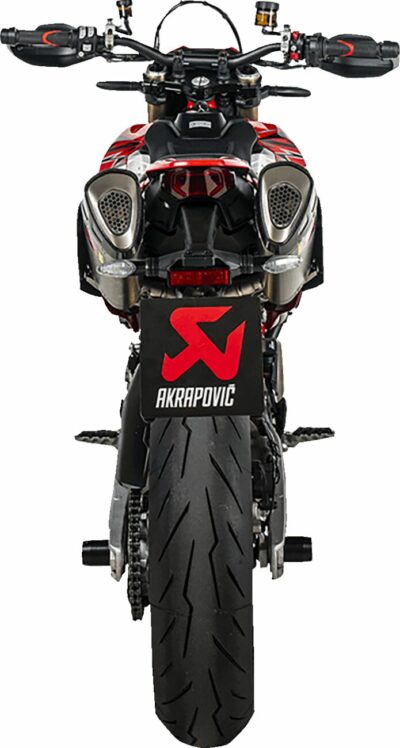 AKRAPOVIC SLIP-ON LINE DUAL MUFFLER TITANIUM CARBON END CAP - Image 3