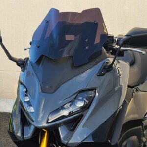 Bullster WNDSHLD RACE TMAX560 DKSK